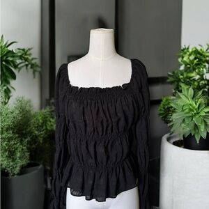 Mele e Pere  Black Puff Long Sleeve  Blouse